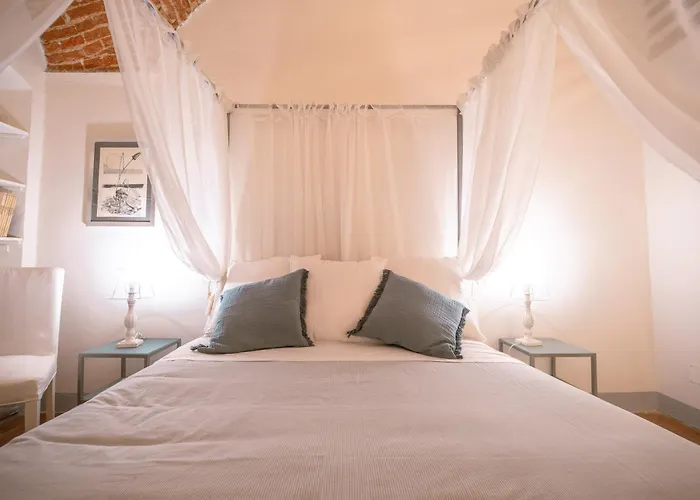 Azzurra Elegant Apartment